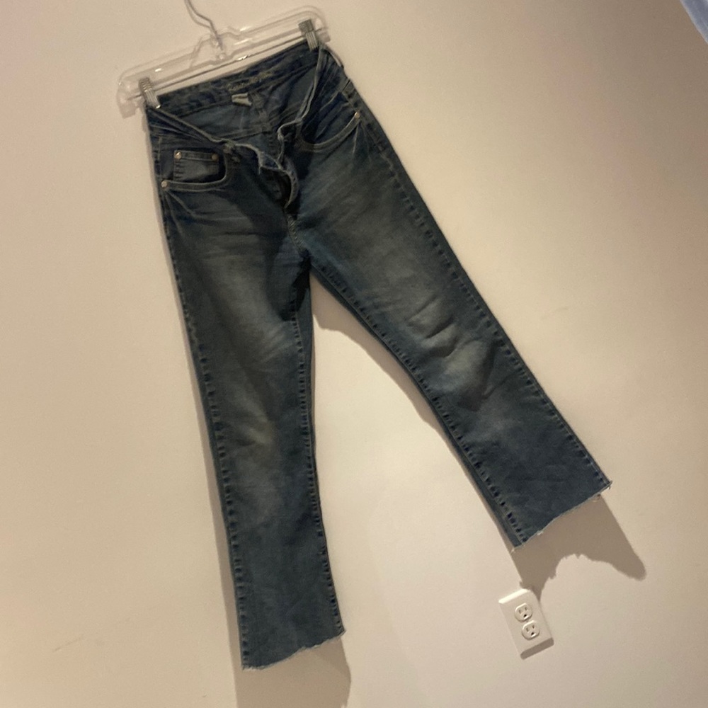 Cropped wide leg vintage jeans
